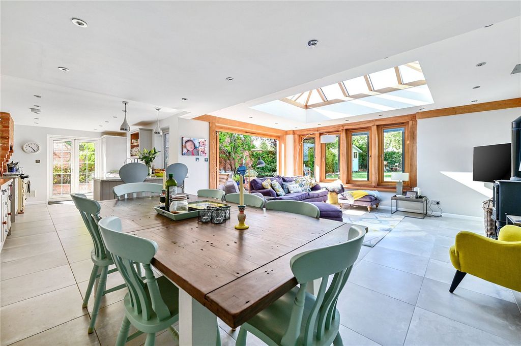 Property photo 2 of 21 Picture No. 09