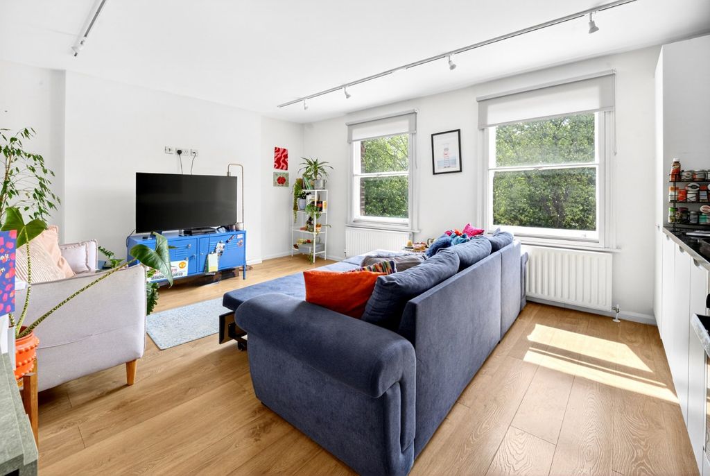 Property photo 1 of 12 Picture No. 02