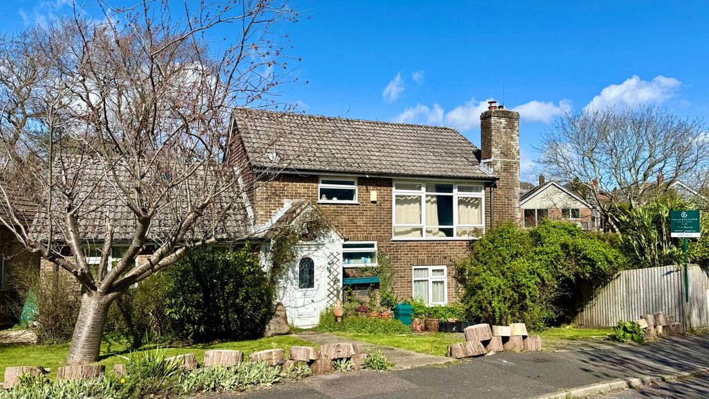 Property photo 1 of 21