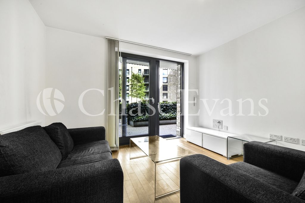 Property photo 3 of 13 Living Area