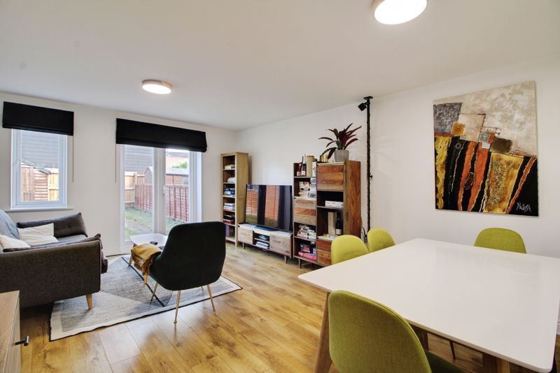 Property photo 2 of 19 Photo 17