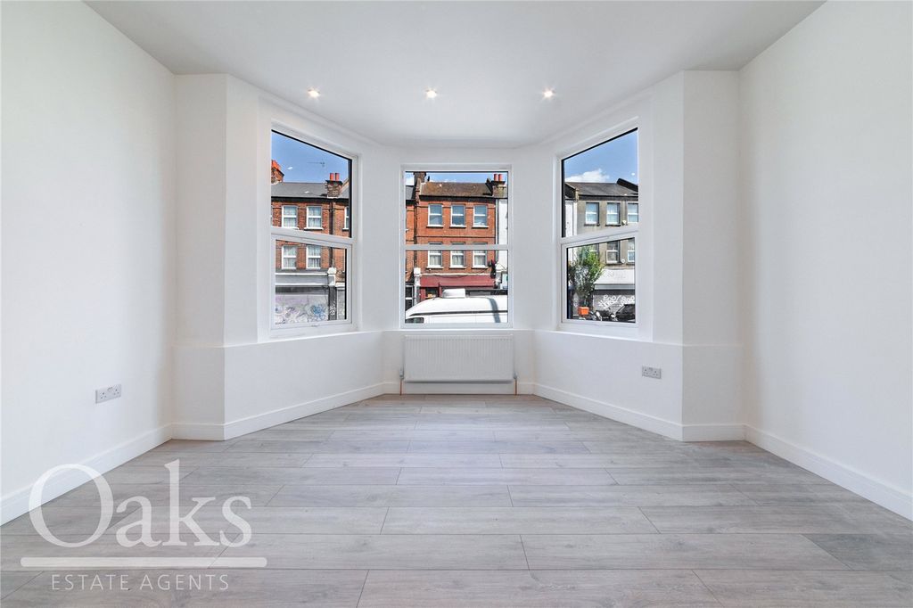 Property photo 1 of 10 Picture No. 03