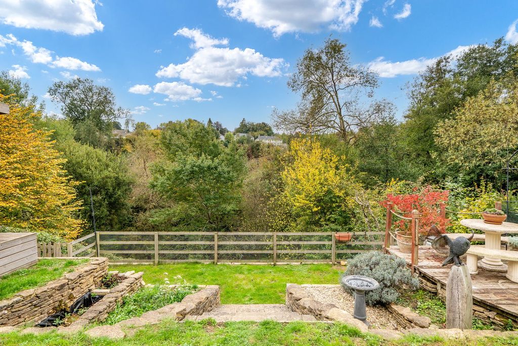 Property photo 2 of 24