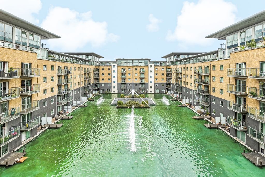 Property photo 1 of 13 Lagoon