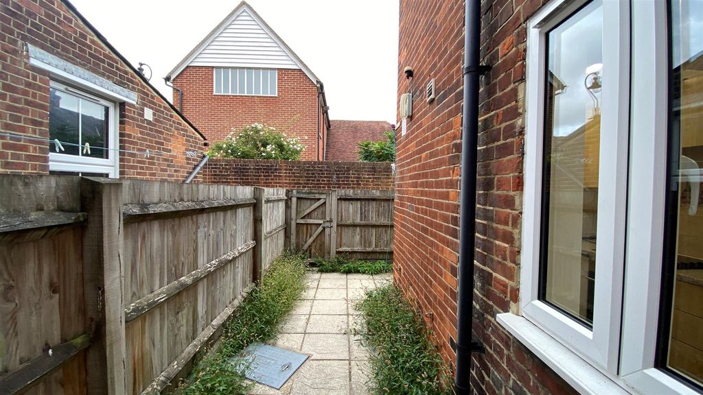 Property photo 2 of 27 Img_9905.Jpg