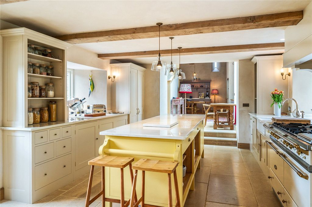 Property photo 3 of 29 Picture No. 58