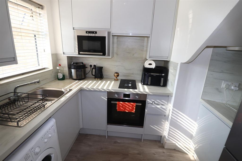 Property photo 2 of 7 Img_7116.Jpg