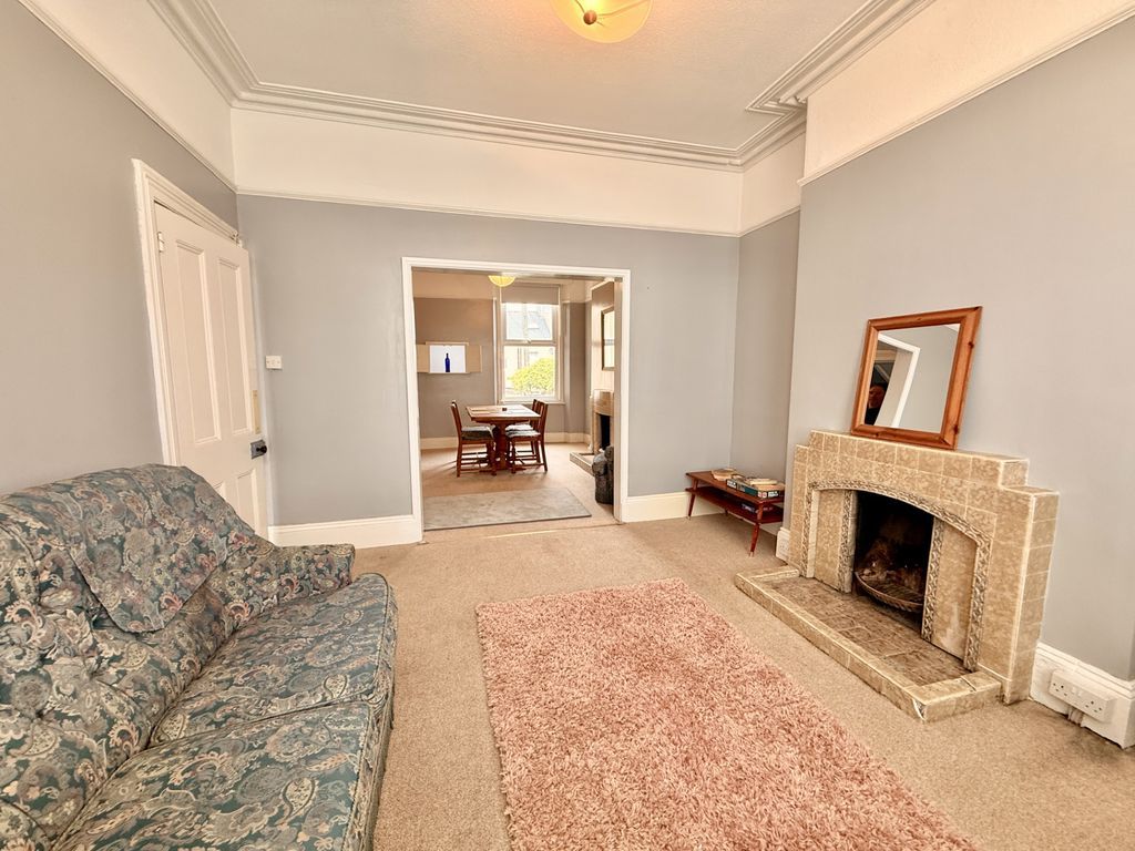 Property photo 3 of 14 Photo 16