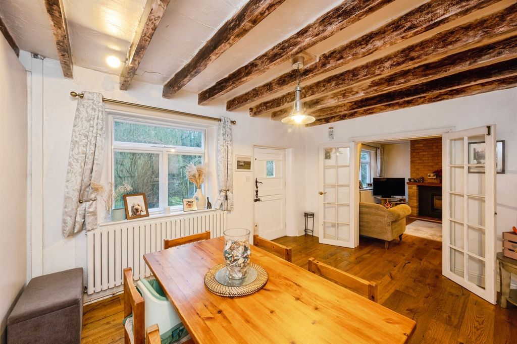 Property photo 3 of 25