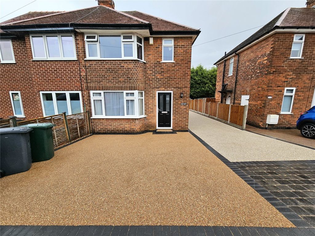 Property photo 1 of 10 Picture No. 14
