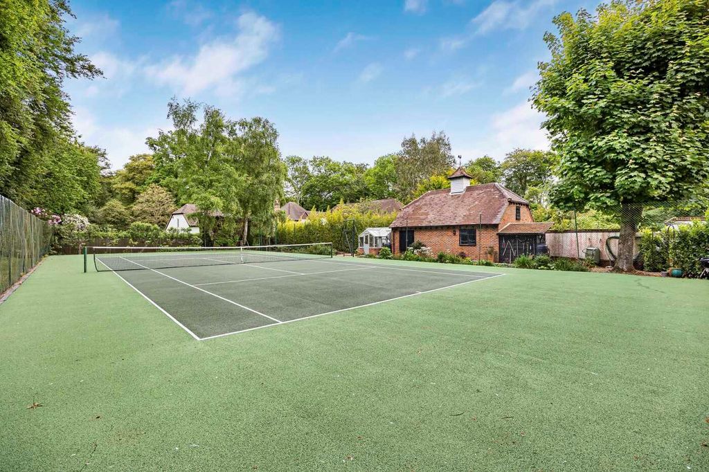 Additional image 37 of 7 bed detached house for saleHarpsden Woods, Harpsden, Henley-On-Thames, Oxfordshire RG9