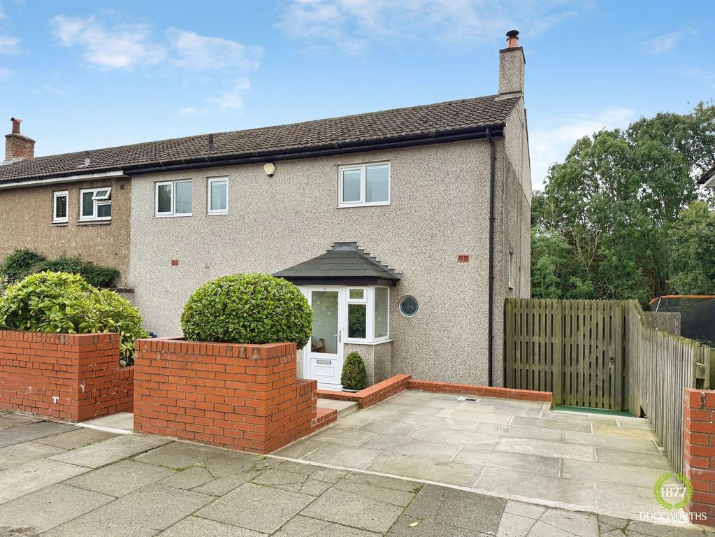 Property photo 1 of 27