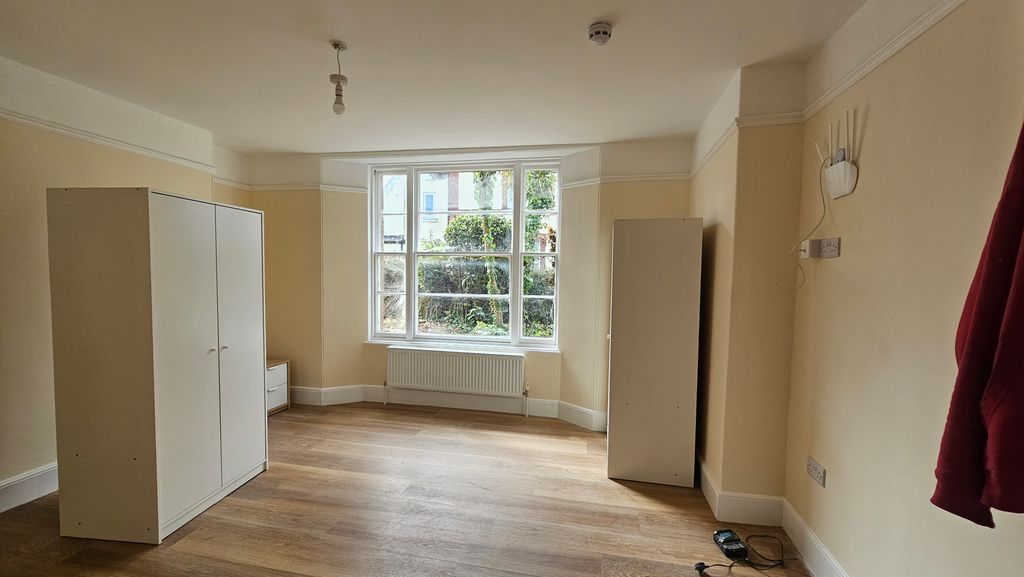 Property photo 2 of 4