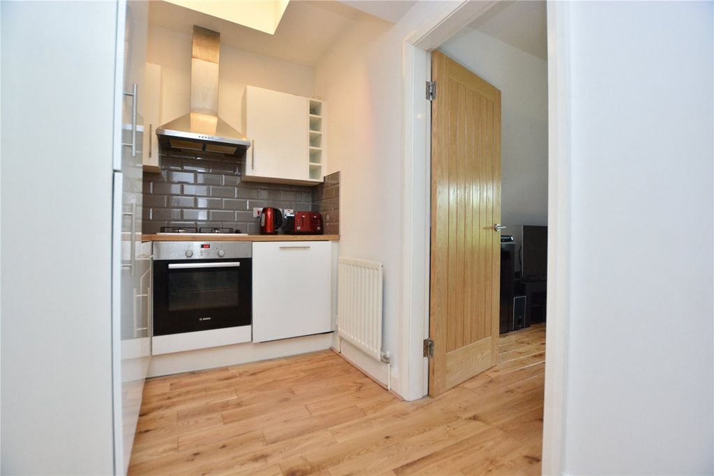 Property photo 3 of 12 Picture No. 36