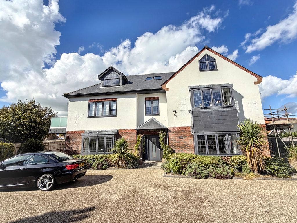Property photo 1 of 13 Img_1865