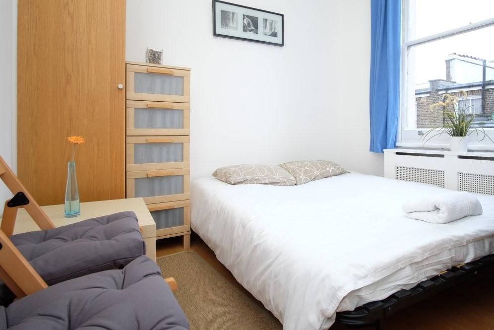 Property photo 1 of 7 Studio To Rent