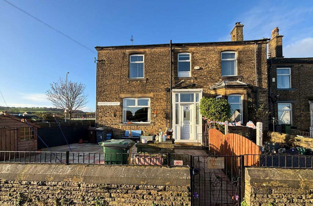 Property photo 1 of 14 Front Of House