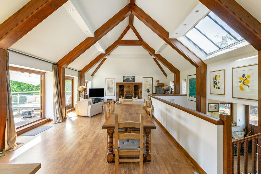 Additional image 16 of 17 bed property for saleHollow Lane, Dormansland, East Grinstead, Surrey RH19
