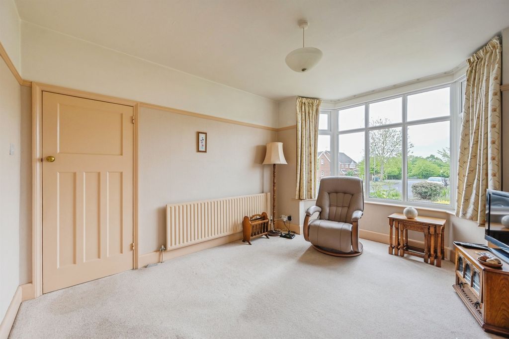 Property photo 3 of 22