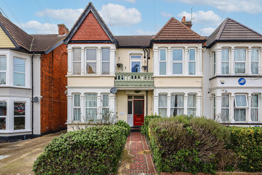 Property photo 1 of 22