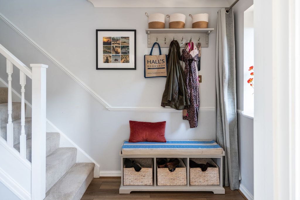 Property photo 3 of 25