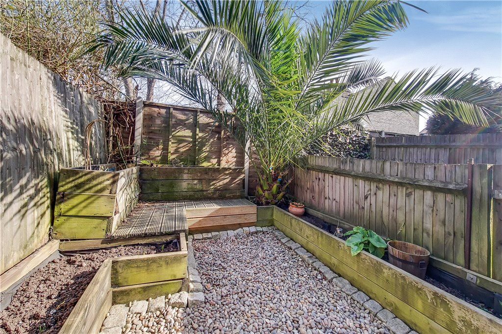 Property photo 2 of 16 Exterior