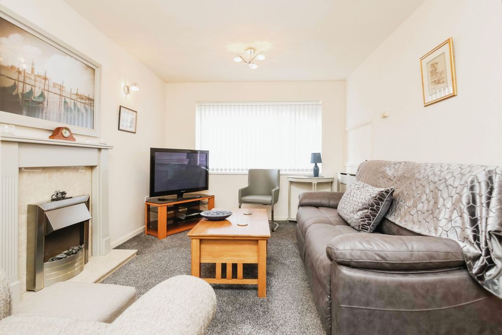 Property photo 2 of 11 Photography