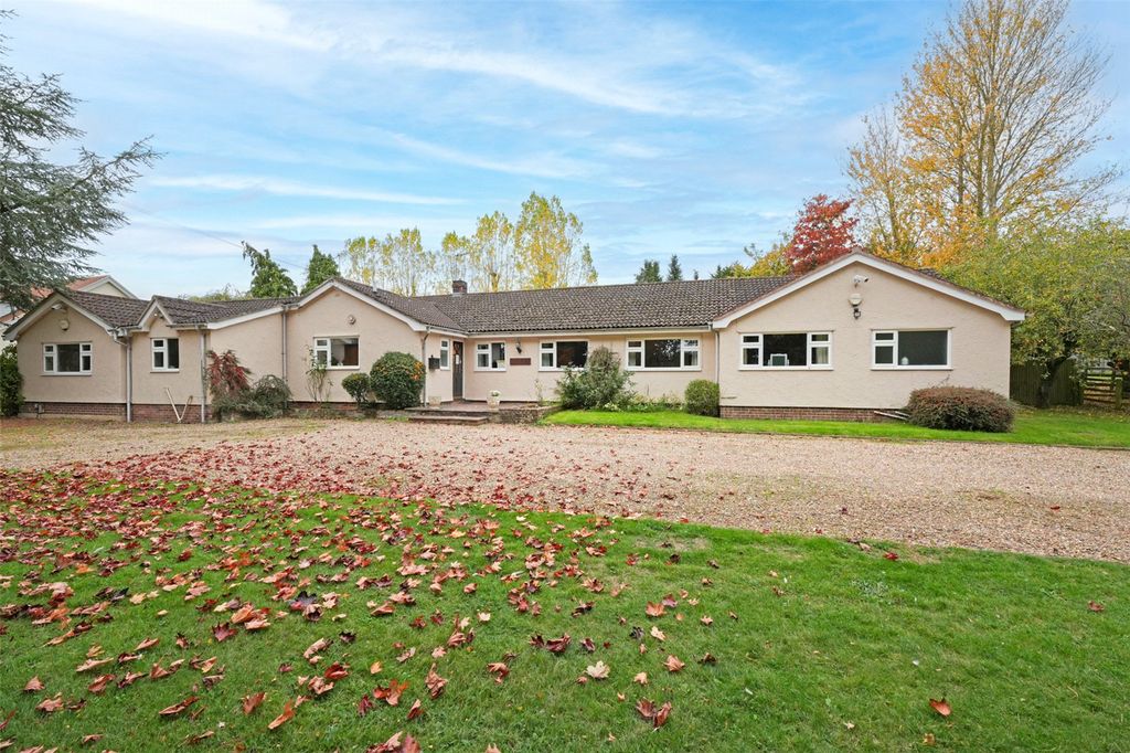 Property photo 2 of 24 Driveway