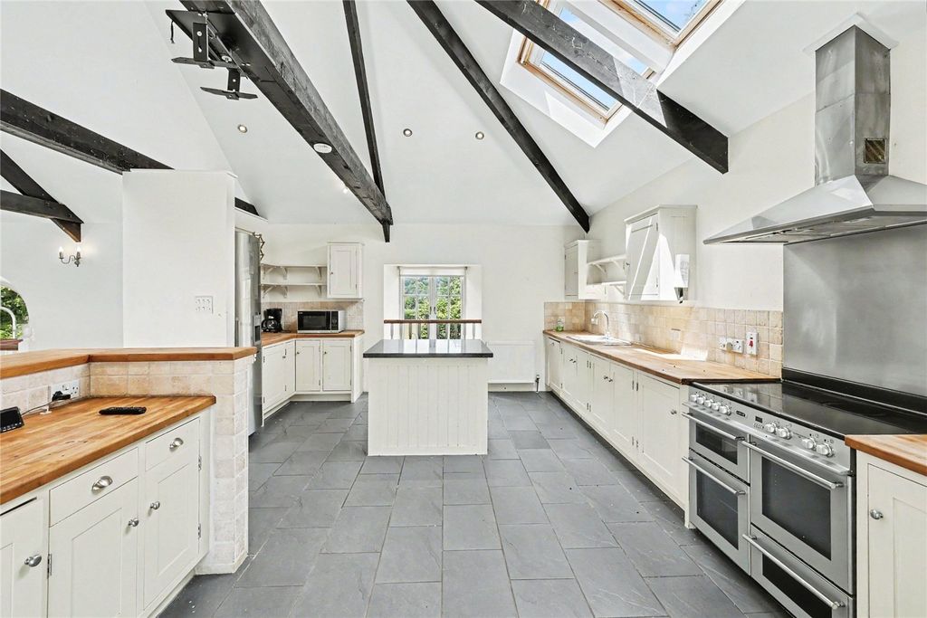 Property photo 3 of 21 Picture No. 21