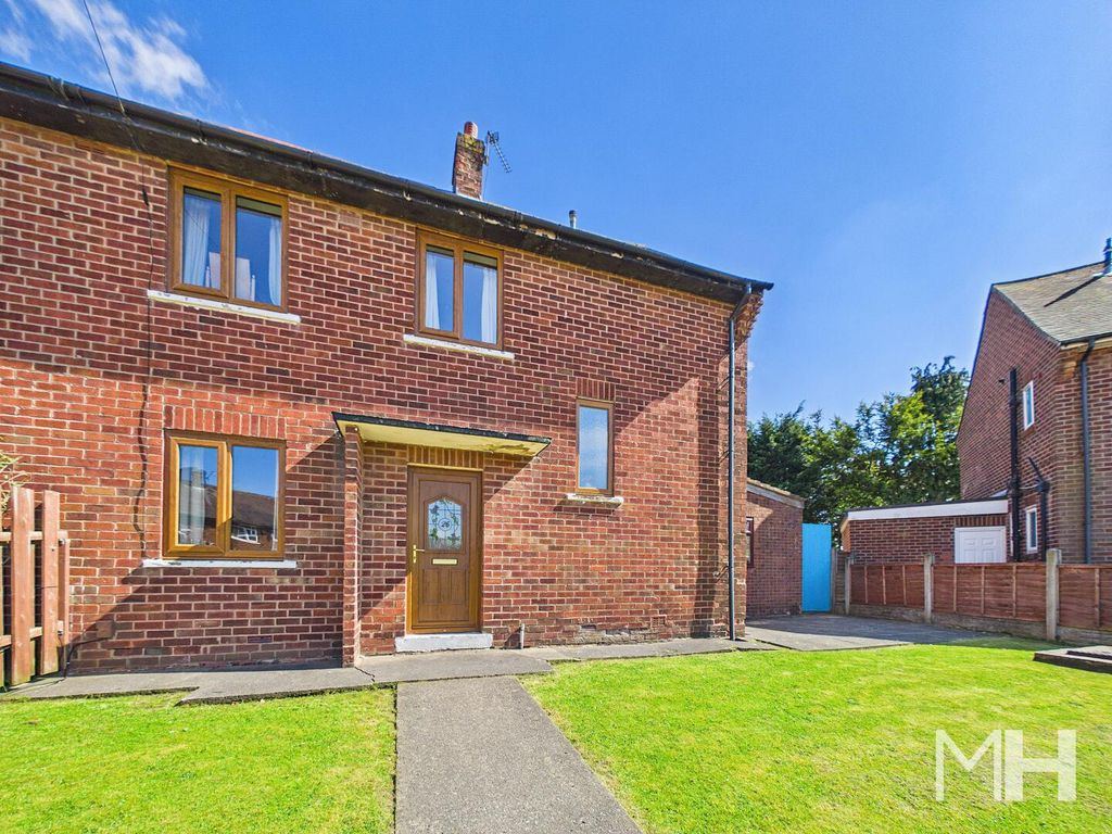 Property photo 2 of 22 Front (Exterior)