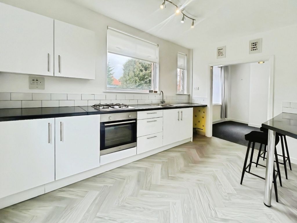 Property photo 1 of 15 5220830