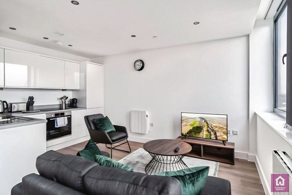 Property photo 3 of 18 Picture No. 35