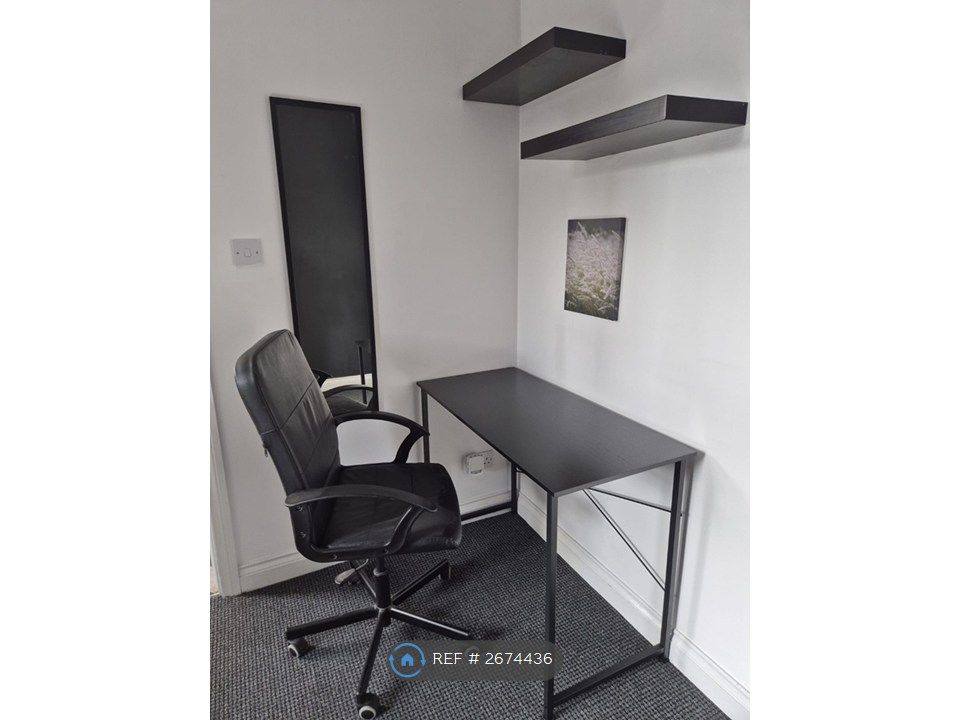 Property photo 3 of 22