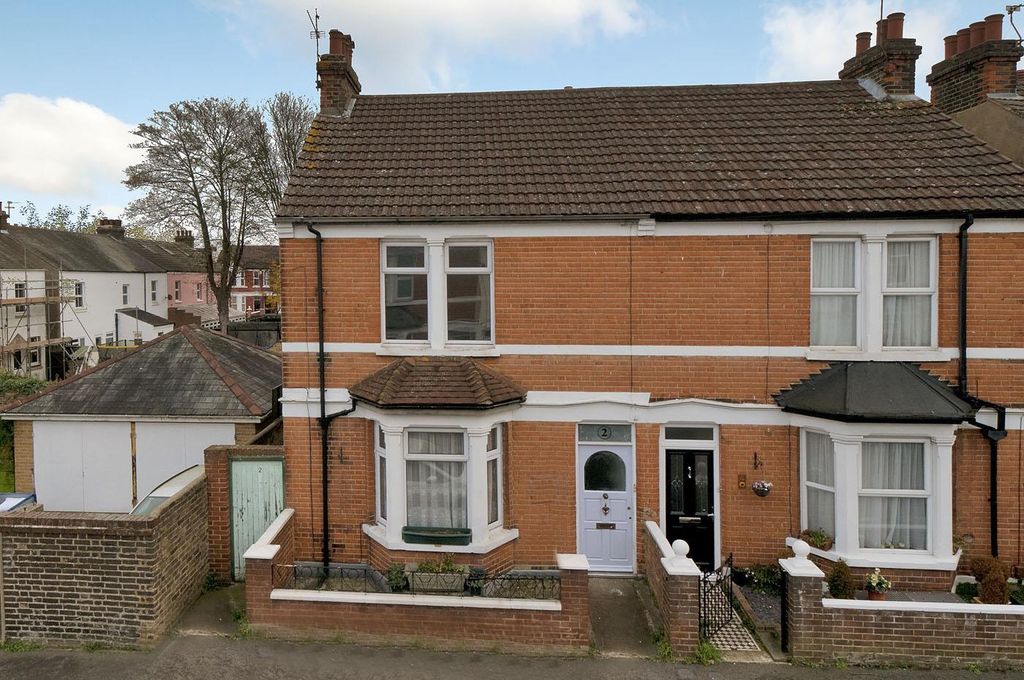 Property photo 1 of 16 2Chesterrd01.Jpg