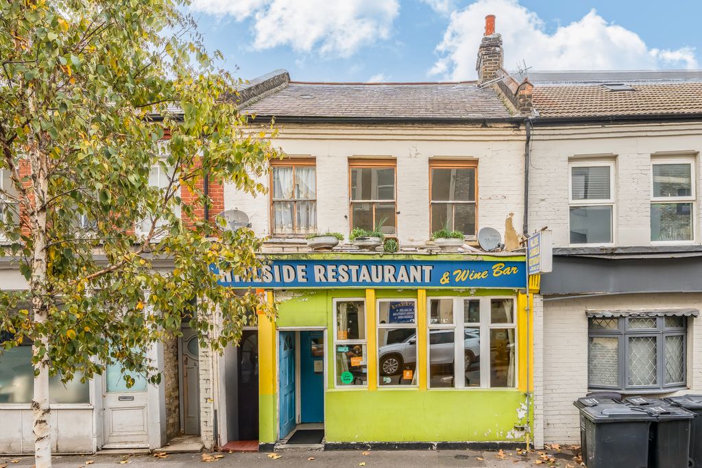 Property photo 1 of 4