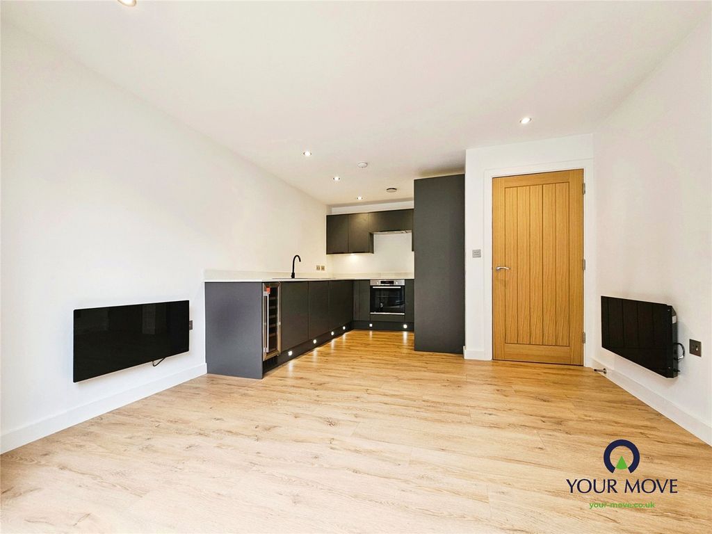 Property photo 3 of 8 Open Plan