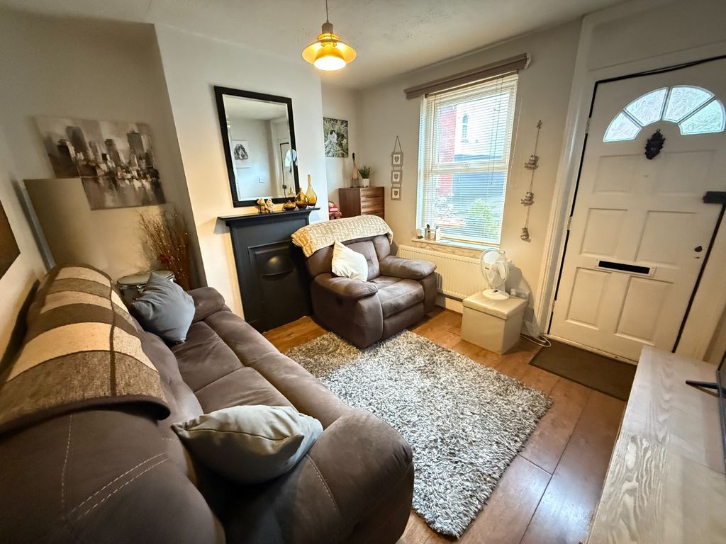 Property photo 3 of 9 5165312