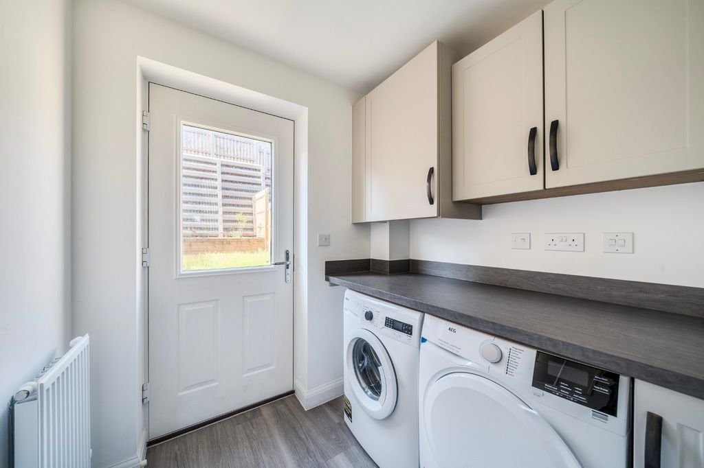 Property photo 3 of 24 Picture No. 76