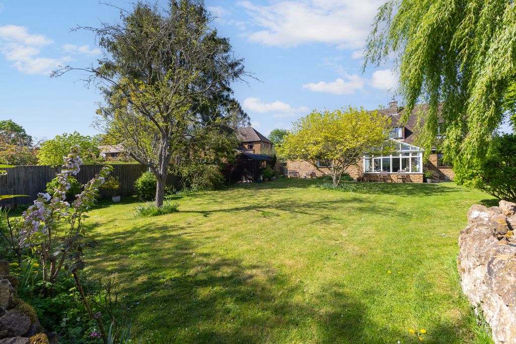 Property photo 3 of 22
