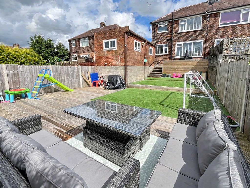 Property photo 2 of 24