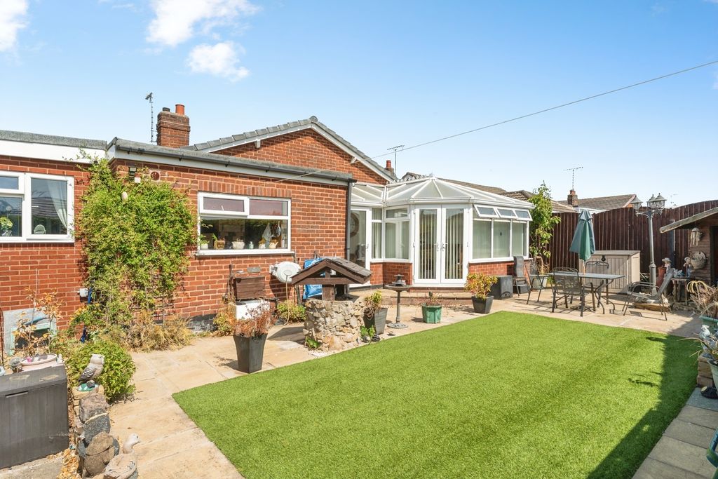 Property photo 2 of 32 Pbox-Img.Jpg
