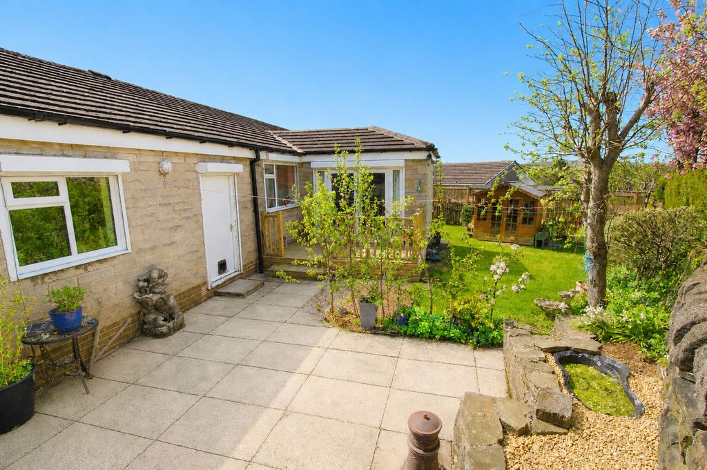 Property photo 3 of 34