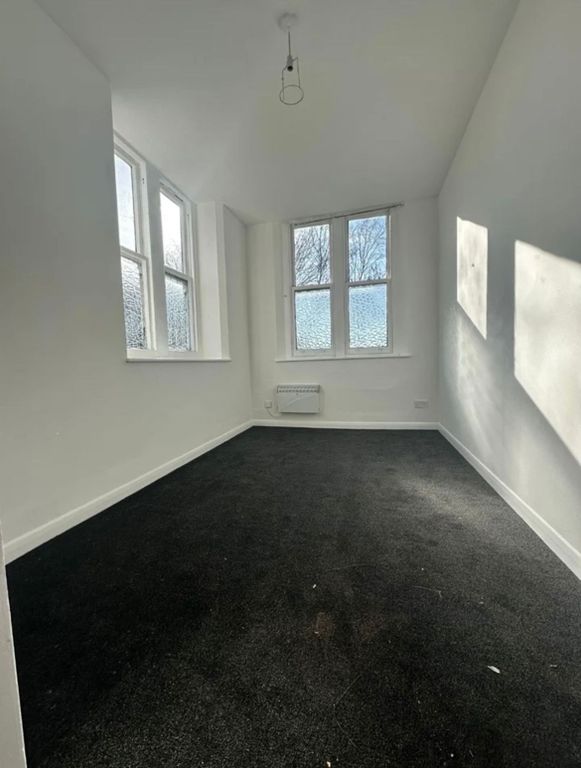 Property photo 3 of 3