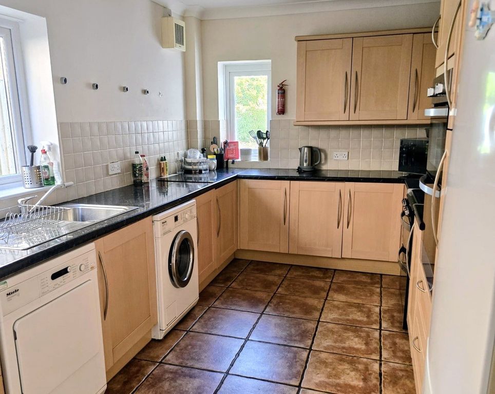 Property photo 2 of 7 Picture No. 04
