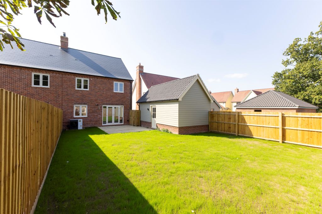 Property photo 3 of 14