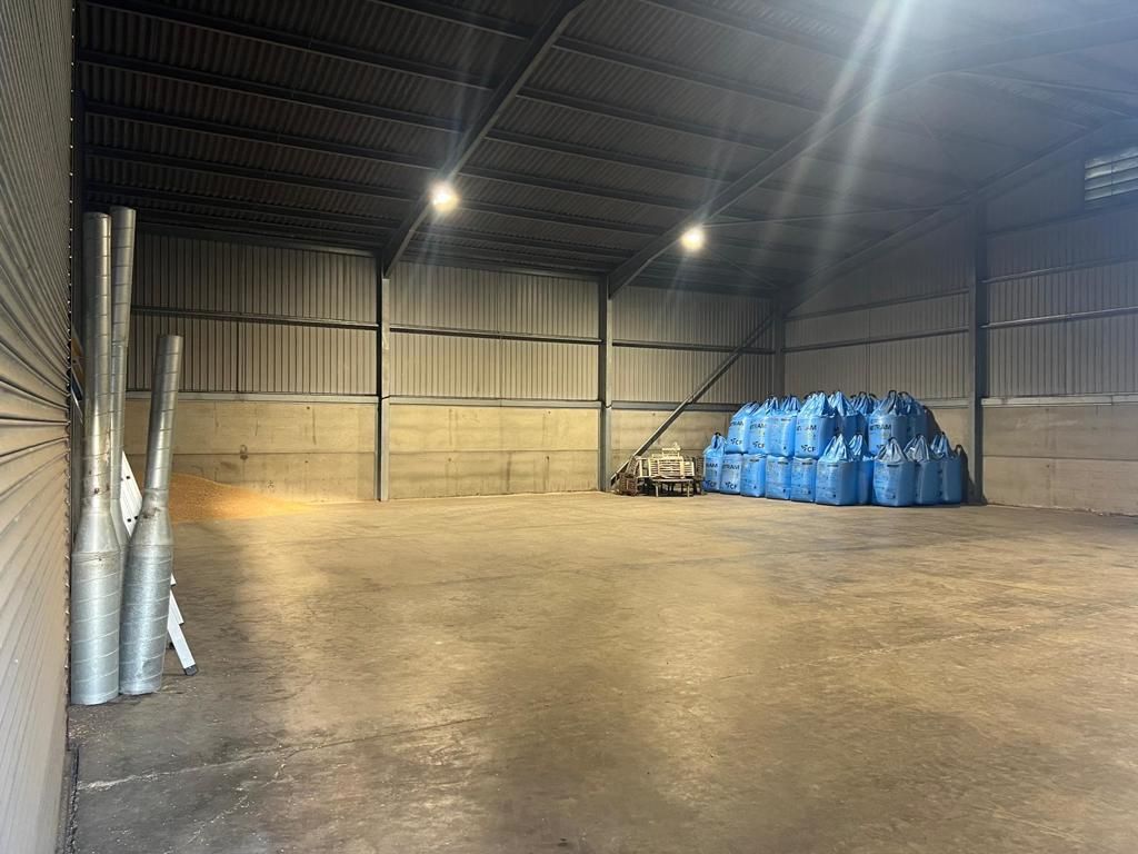 Property photo 2 of 6 Photo 3