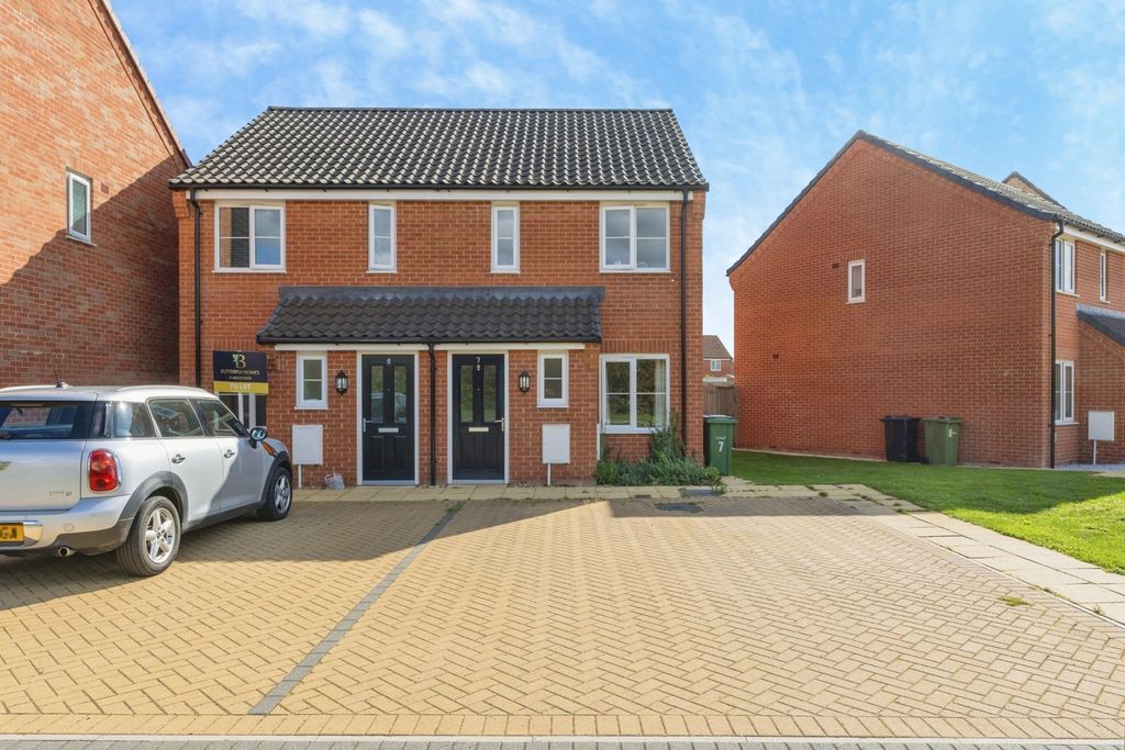 Property photo 1 of 16 Pbox-Img.Jpg