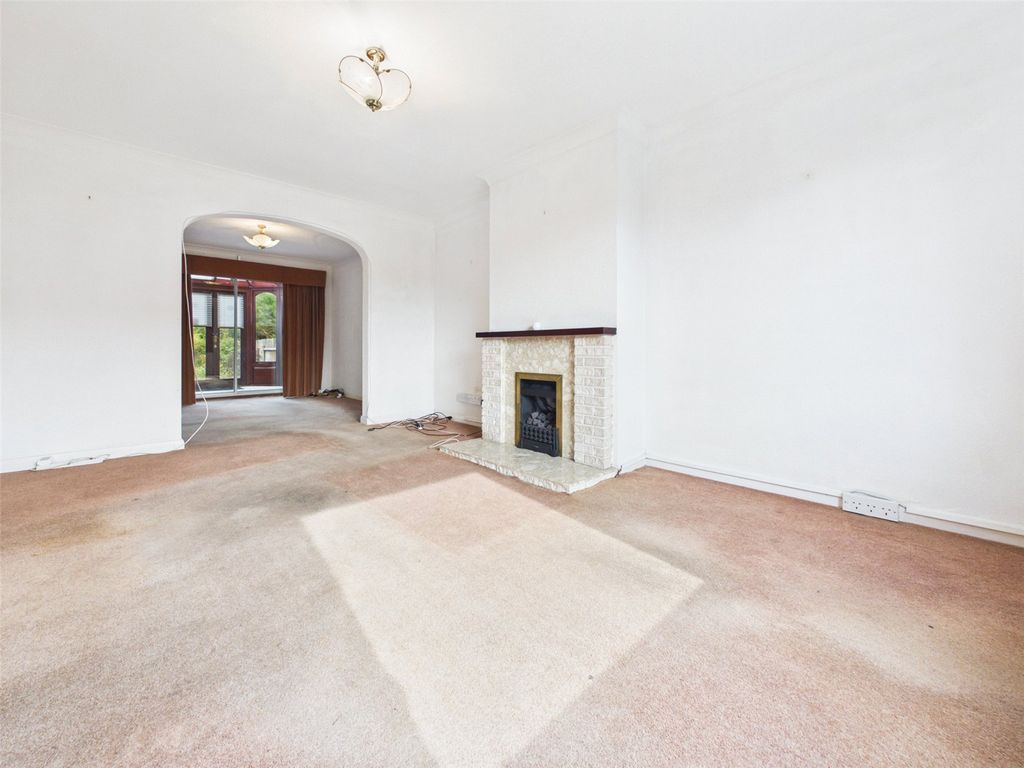 Property photo 2 of 20 Picture No. 12