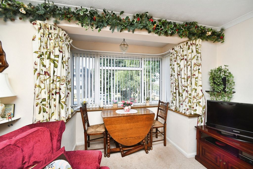 Property photo 3 of 20