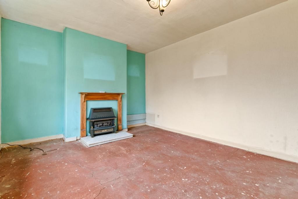 Property photo 3 of 26
